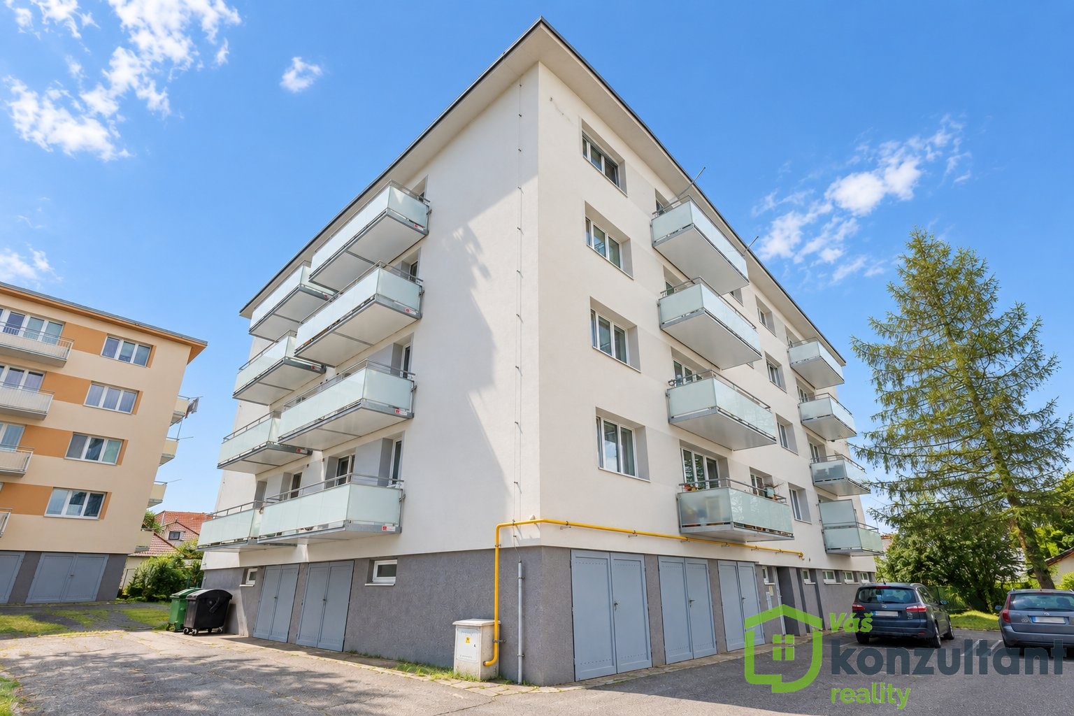 Prodej bytu 4+kk, 88,4 m², 2 balkony a garáž – Velká Bíteš