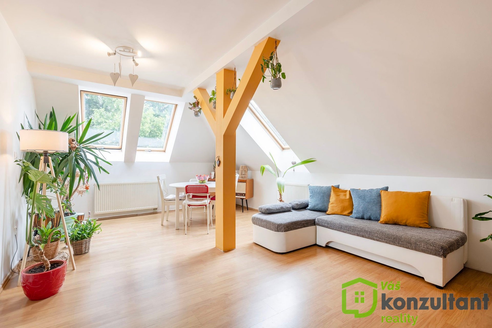 Prodej bytu 4+kk 86 m2, Hradec nad Svitavou